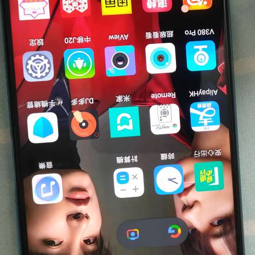 9'幾新華為Y9s 6+128 升降鏡頭一切正常電量強勁非常好用 前後貼了保護貼. 單機九龍...