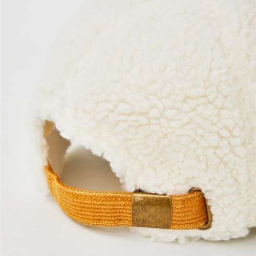 毛毛Cap帽 (小熊維尼)