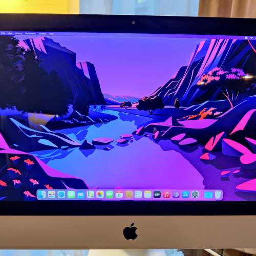 21.7 iMac 4k 2017 i5 8g 1tb fusion drive Radeon pro 555