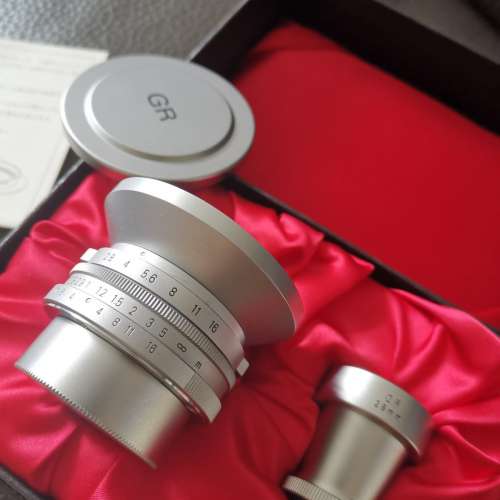 限量生產2000支Collectible Item :  Rare Ricoh GR Lens 28mm F2.8 L39 LTM for Leica