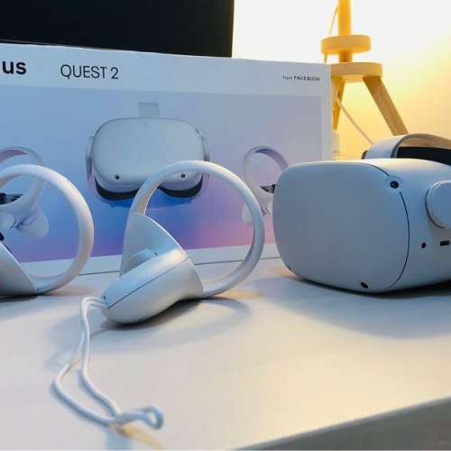 [99% NEW] Oculus Quest 2 64GB+Carrying Case