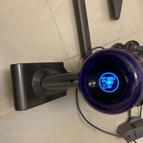 8成新 dyson v11吸塵機一套 電池正常吸力強勁 圖中所見所得 可試機