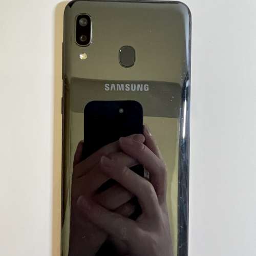 Samsung Galaxy A20 3+32 行貨，淨機，功能100%正常 * 不議價*