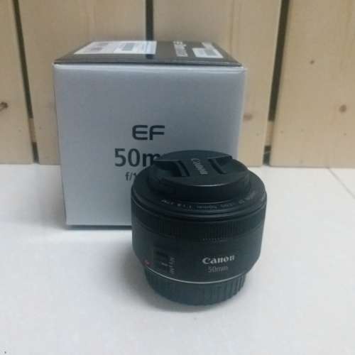 Canon EF 50mm f/1.8 STM