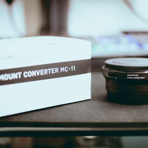 Sigma Mount Converter MC-11 ( CANON to Sony FE ) 99% new