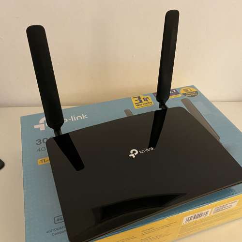 閑置求售 TP-Link TL-MR6400 4G Sim Card WiFi Router