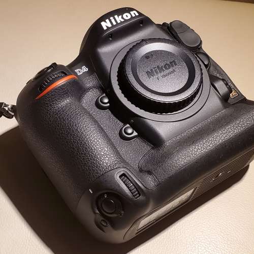 Nikon D4