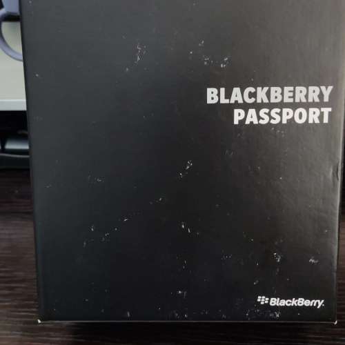 全新 - Blackberry Passport 32GB SQW100-3 #英規 #水貨