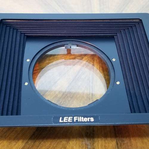 Lee 廣角鏡用遮光罩-附2個濾鏡插位LEE Filters Lens Hood - Wide Angle - with TWO...