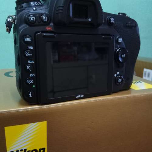 Nikon D750 + 副廠直倒
