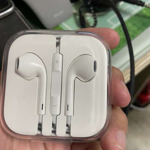 Lightning and 3.5mm原裝apple線