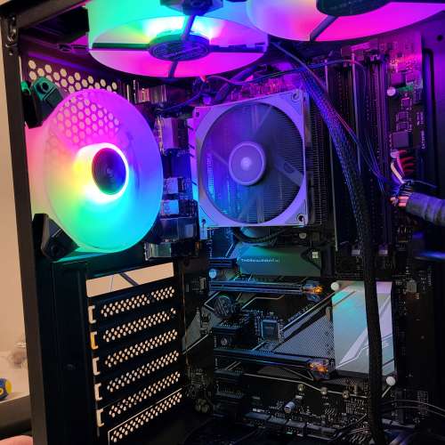 DIY 自組電腦 i5 8400 16G ram 256M2 NVME 1TB HD 3組RGB燈
