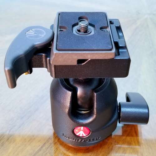 意大利製輕型波頭Manfrotto 486RC2 Compact Ball Tripod Head with 200PL Quick Re...