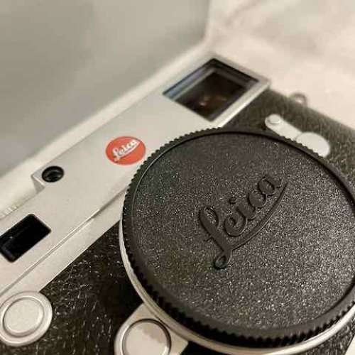 Leica M10 Silver. Full Set. Excellent Condition $34,500