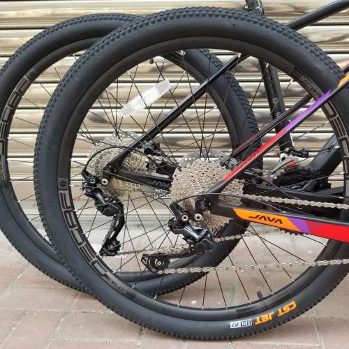 香港行貨 最新款 JAVA VETTA 30速 27.5吋 碳纖維 越野 山地車