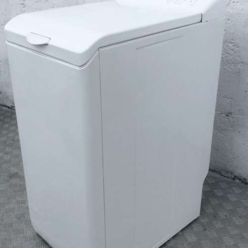 洗衣機 1000轉 金章牌 95%新 ZWQ5100 包送貨及安裝