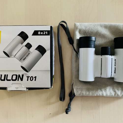 Nikon Aculon T01 8x21