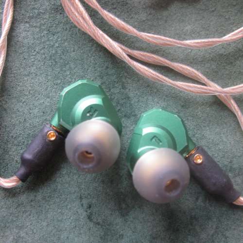 AK380cu + 仙女+ Plussound Exo GPH 2.5mm