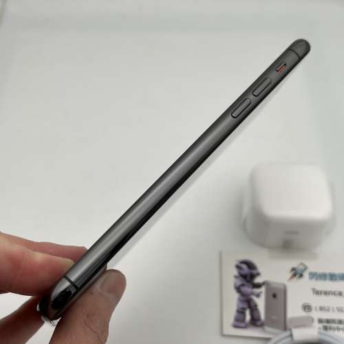 iPhone 11 Pro Max 256gb港行雙卡  全原裝 冇拆過冇整過 電池效能86%  *提供一個月...