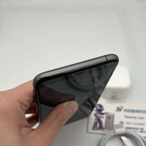 iPhone 11 Pro Max 256gb港行雙卡  全原裝 冇拆過冇整過 電池效能86%  *提供一個月...