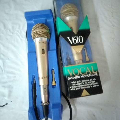 Two Sony V610 dynamic microphone