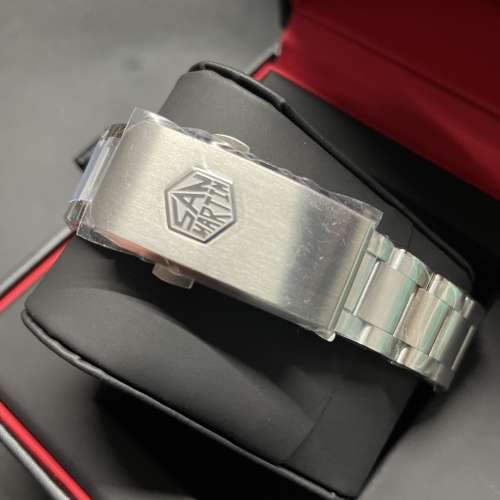 San Martin 黑白熊貓面機械計時腕錶