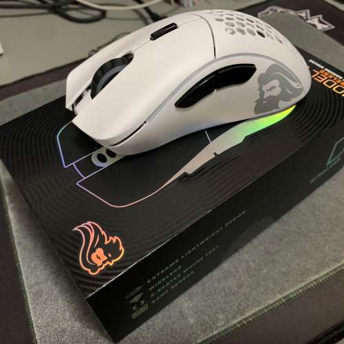 Glorious 超輕量無線遊戲滑鼠 Model D Wireless 白