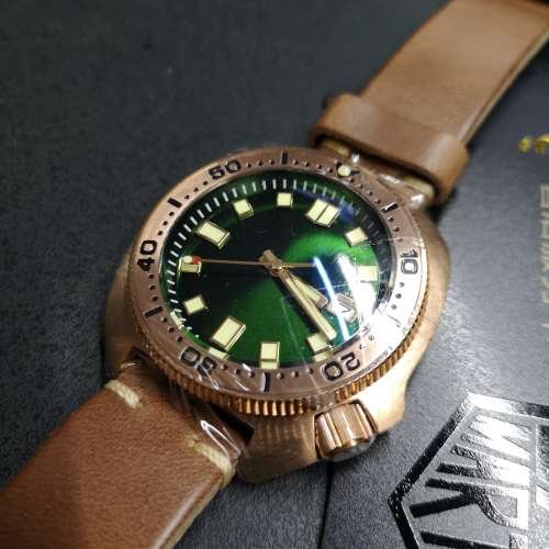 San Martin 青銅制鮑魚殼自動腕錶