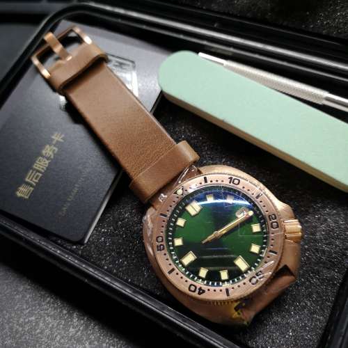 San Martin 青銅制鮑魚殼自動腕錶