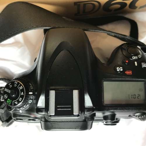 Shutter Count = 4193，全幅片 Nikon D600。90% 新。冇花冇撞，很少使用痕跡。有盒...