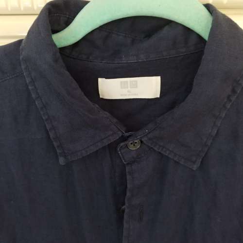 Uniqlo mens Linen shirt ( not columbia gap timberland)