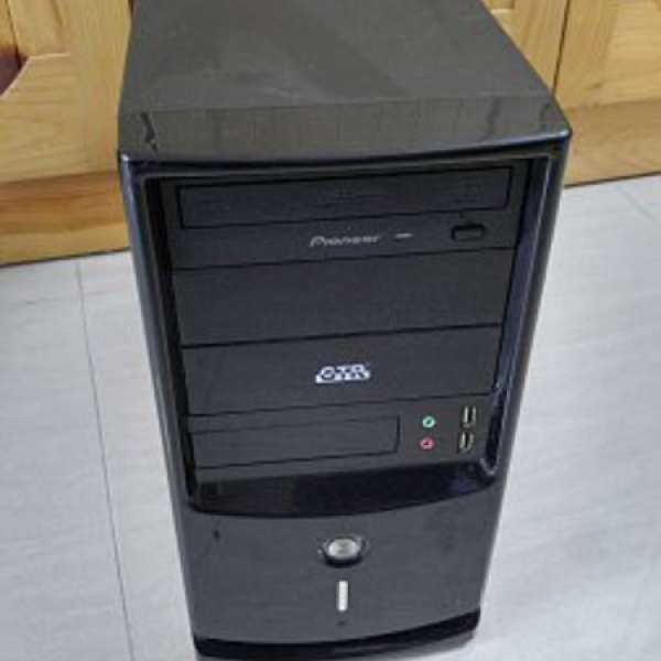 四核芯電腦AMD Phenom II X4 630 4X2.9GHz,4G ram,500GB HDD ,即買即用