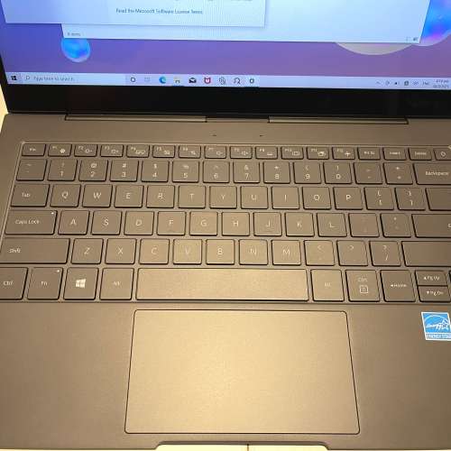 Samsung Galaxy Book S 13.3” 950g超輕 觸控屏 i5 8gb Ram 256gb SSD