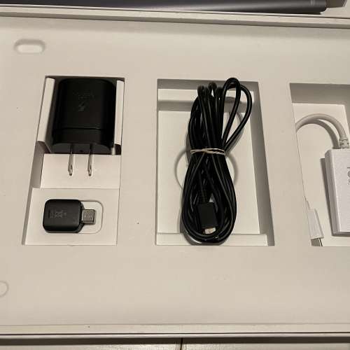 Samsung Galaxy Book S 13.3” 950g超輕 觸控屏 i5 8gb Ram 256gb SSD