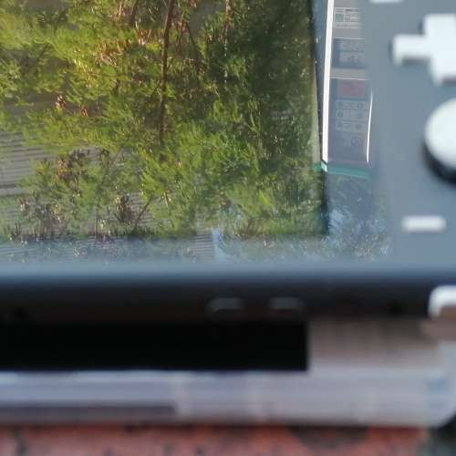 Switch一部 售七百元