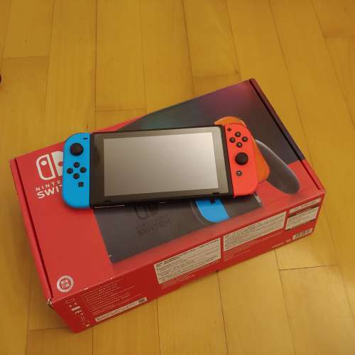 放大電版Switch主機行貨有保養連4隻GAMES