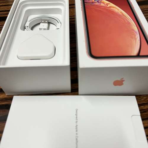 iPhone XR 珊瑚紅128G 香港行貨連盒除耳機 配件全新