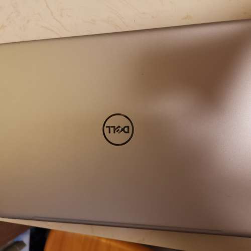 Dell Inspiron 7570 (I5-8250U 8GB RAM 240GB PCIe NVMe SSD 940MX 4GB 獨顯)