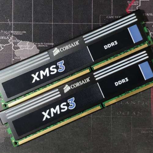 Corsair XMS3 DDR3 4GB RAM x 2 (8GB)