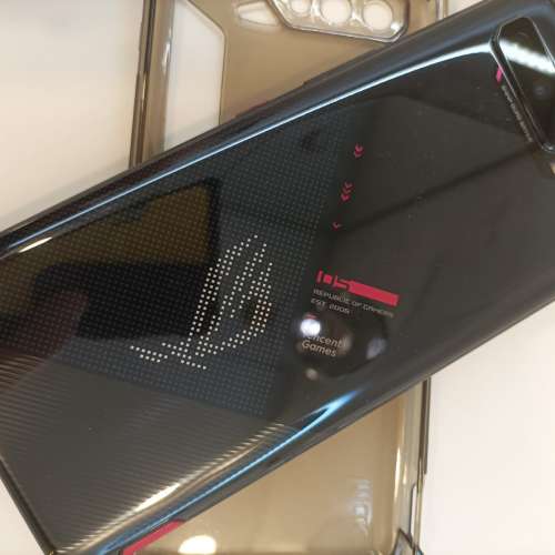 Asus Rog Phone 5   16+256 騰訊版 有google play