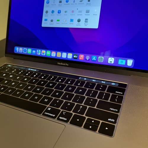 MacBook Pro 2019 (15!5, 2.6GHz i7, 16GB+256GB SSD)