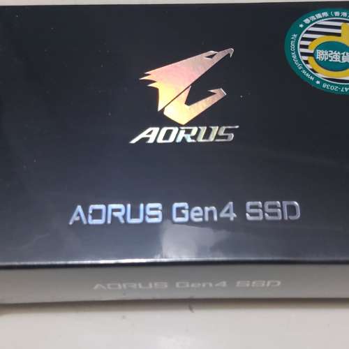 全新未開封 Aorus gen4 SSD 500G