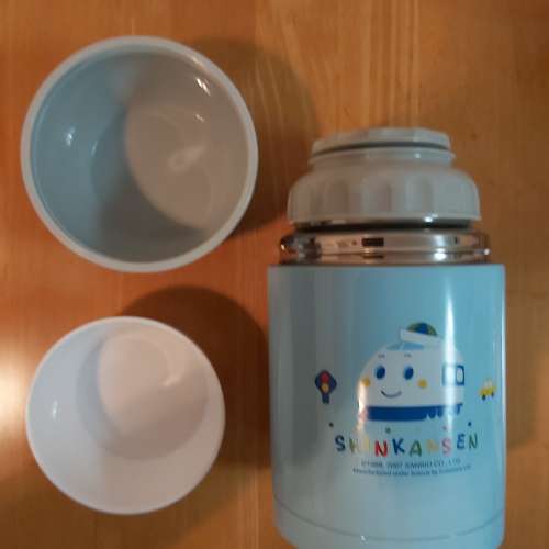 全新sanrio新幹線不銹綱真空保溫壺型號 Ss 6064 容量 0 8ml Dcfever Com
