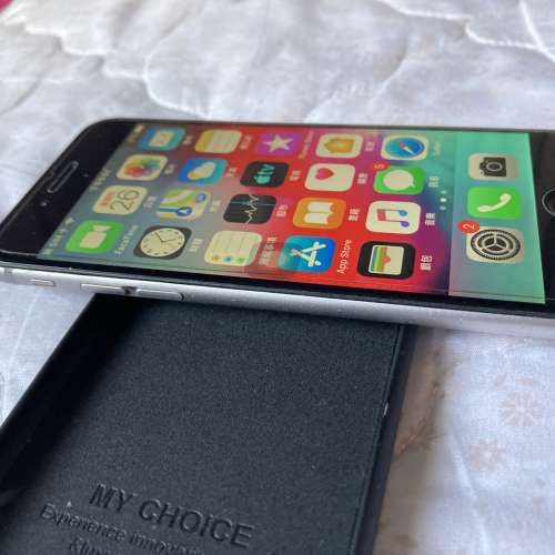 Apple iphone 6 (4.7 吋) 128GB，76% 電池狀況。