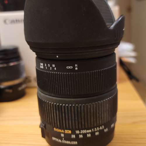 Sigma DC OS 18-200mm