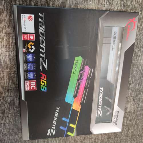 全新未開 G.SKILL TridentZ RGB Series 32GB (2 x 16GB) DDR4 4000 CL18 RAM