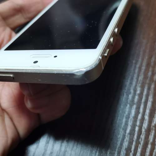 iPhone 5s 16gb 安心出行