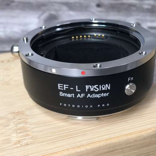 Fotodiox Pro Fusion 智能 AF 適配器 與佳能 EOS (EF / EF-S) D/SLR 鏡頭兼容 具有...