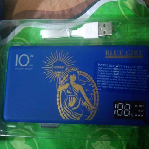 藍妹 限量版 無線充電器  10000 mAh