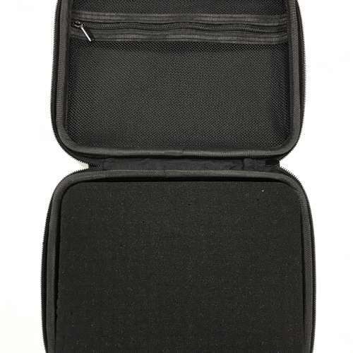 100% New 收納盒 + 兩條 USB C 充電線  （不是售賣 Comica BOOM X-D D2 無線咪 !!! ）